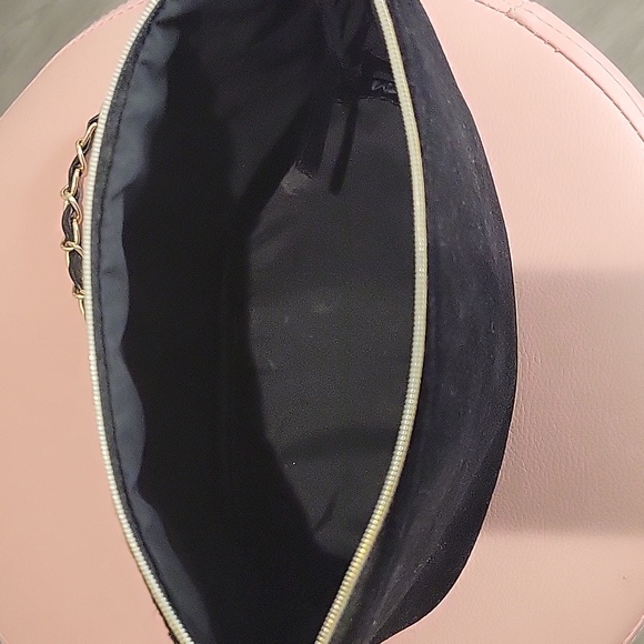 YSL cosmetic pouch - Picture 5 of 6